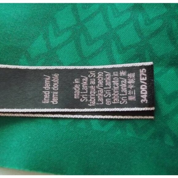 Victoria’s Secret® Lined Demi Bra Size 34DD - Picture 4 of 11